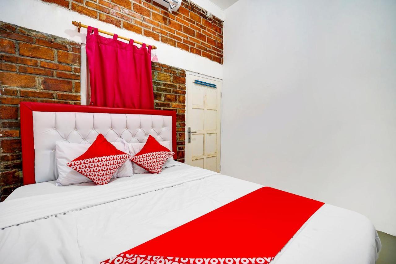 Super Oyo 91173 Guesthouse King Puntodewo Pakualaman Exterior foto