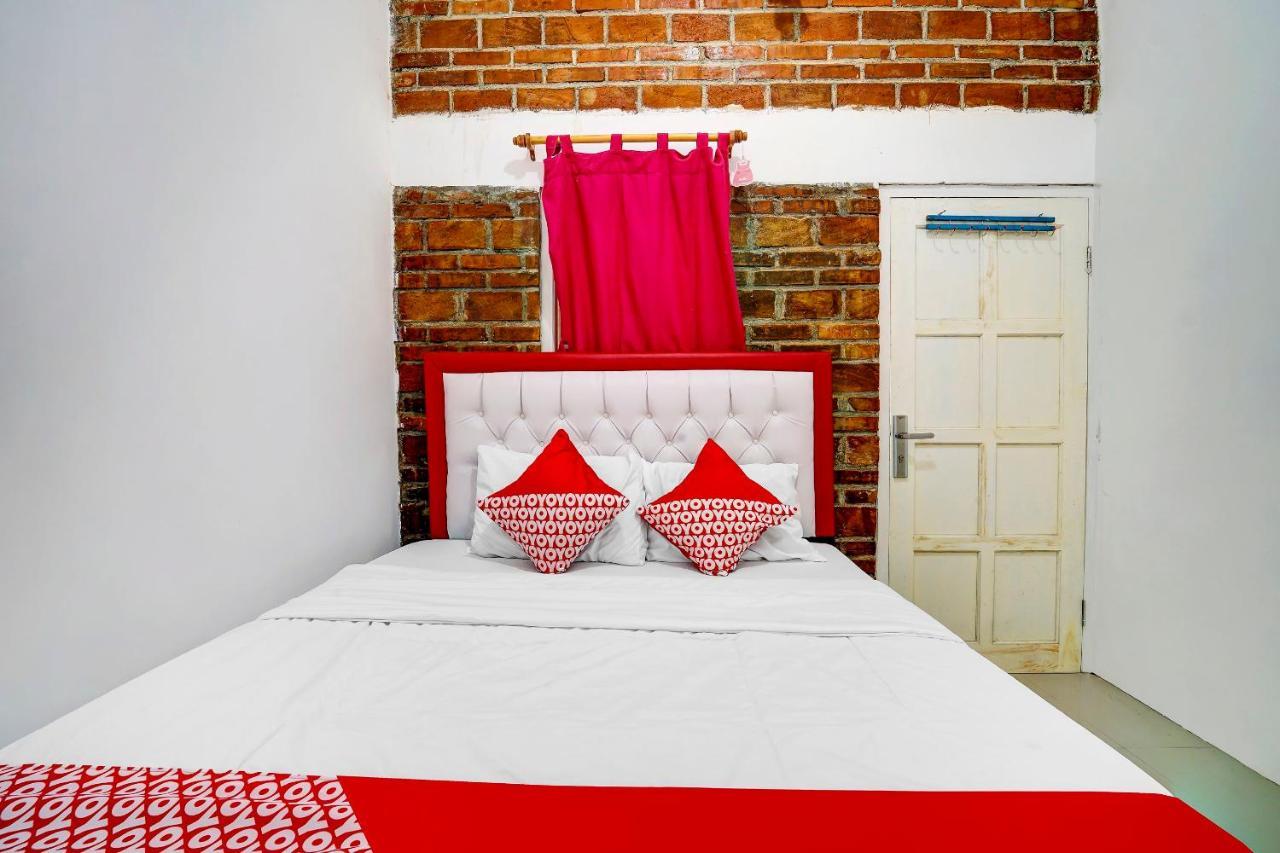 Super Oyo 91173 Guesthouse King Puntodewo Pakualaman Exterior foto