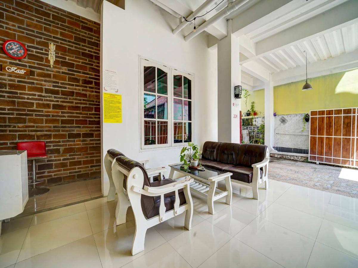 Super Oyo 91173 Guesthouse King Puntodewo Pakualaman Exterior foto